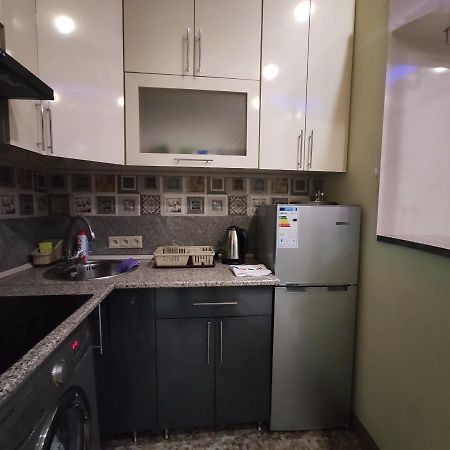 Khanjyan 7 Luxury Apartment Ереван Екстериор снимка