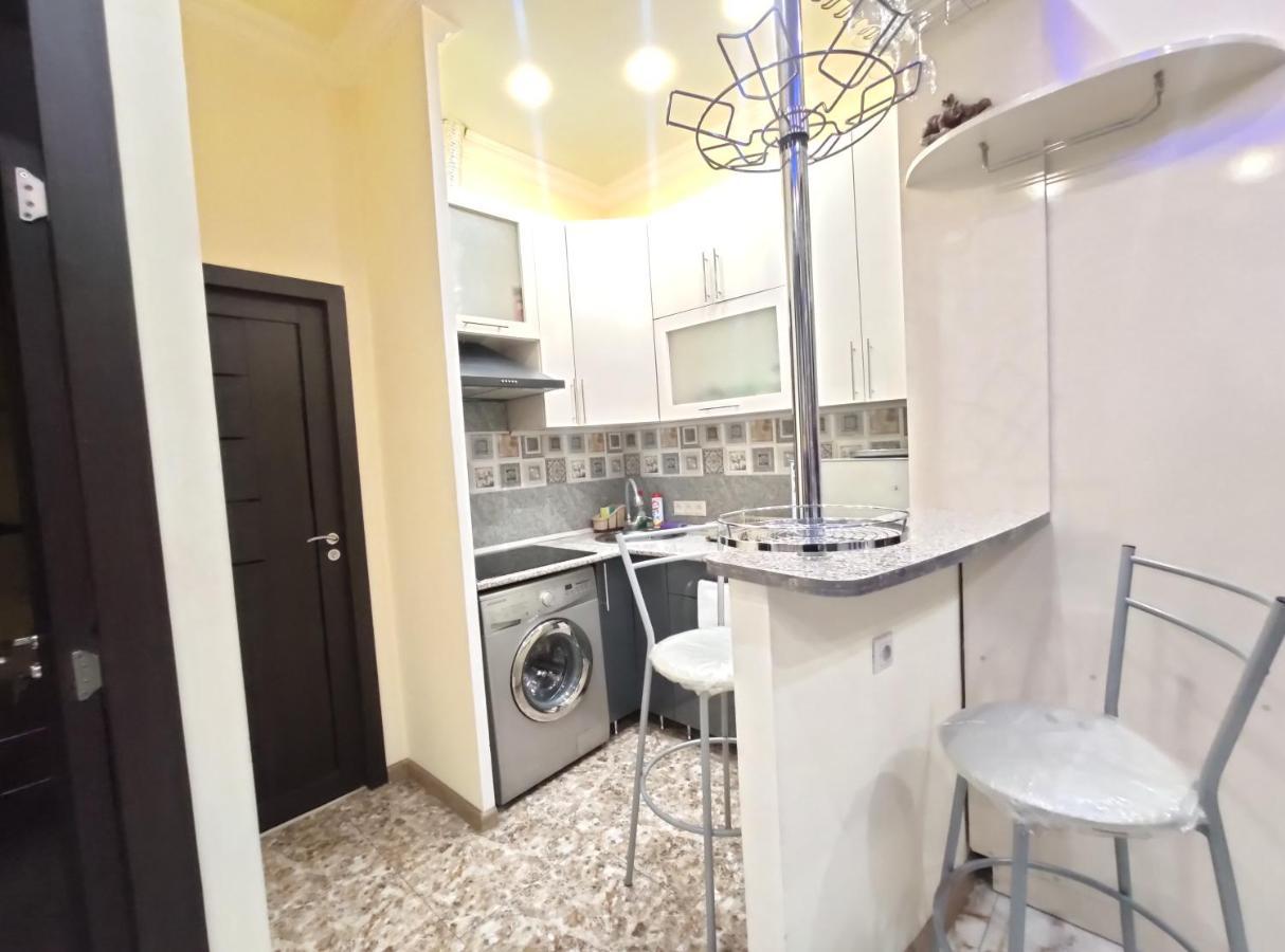 Khanjyan 7 Luxury Apartment Ереван Екстериор снимка